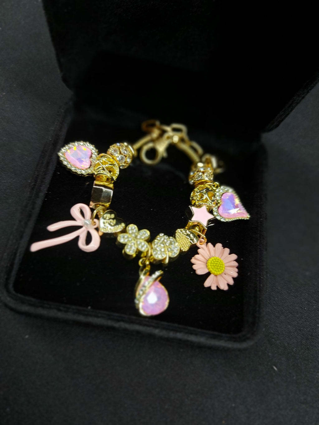 Blushing Daisy Charm Bracelet photo 3