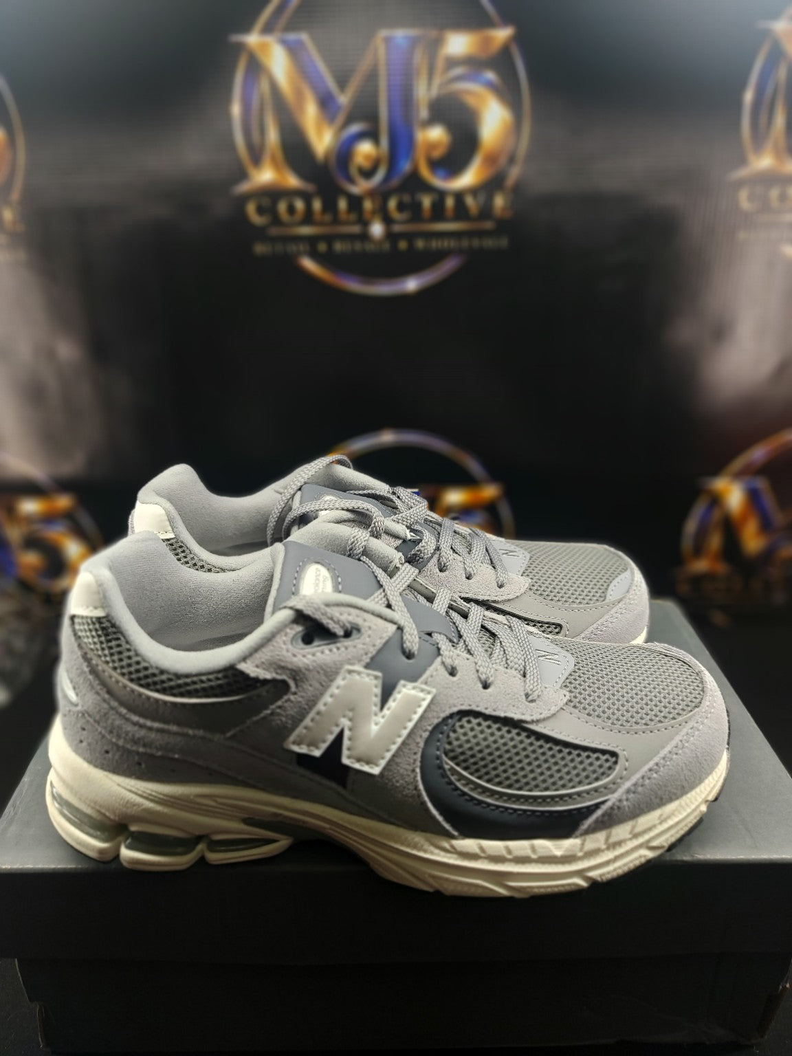 New Balance 2002R kids Grey/Grey 4.5Y original photo 6