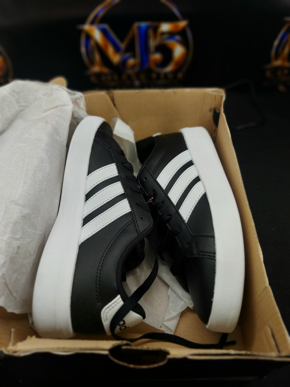 Adidas Grand Court 3.0 J black white size 4.5Y original photo 4
