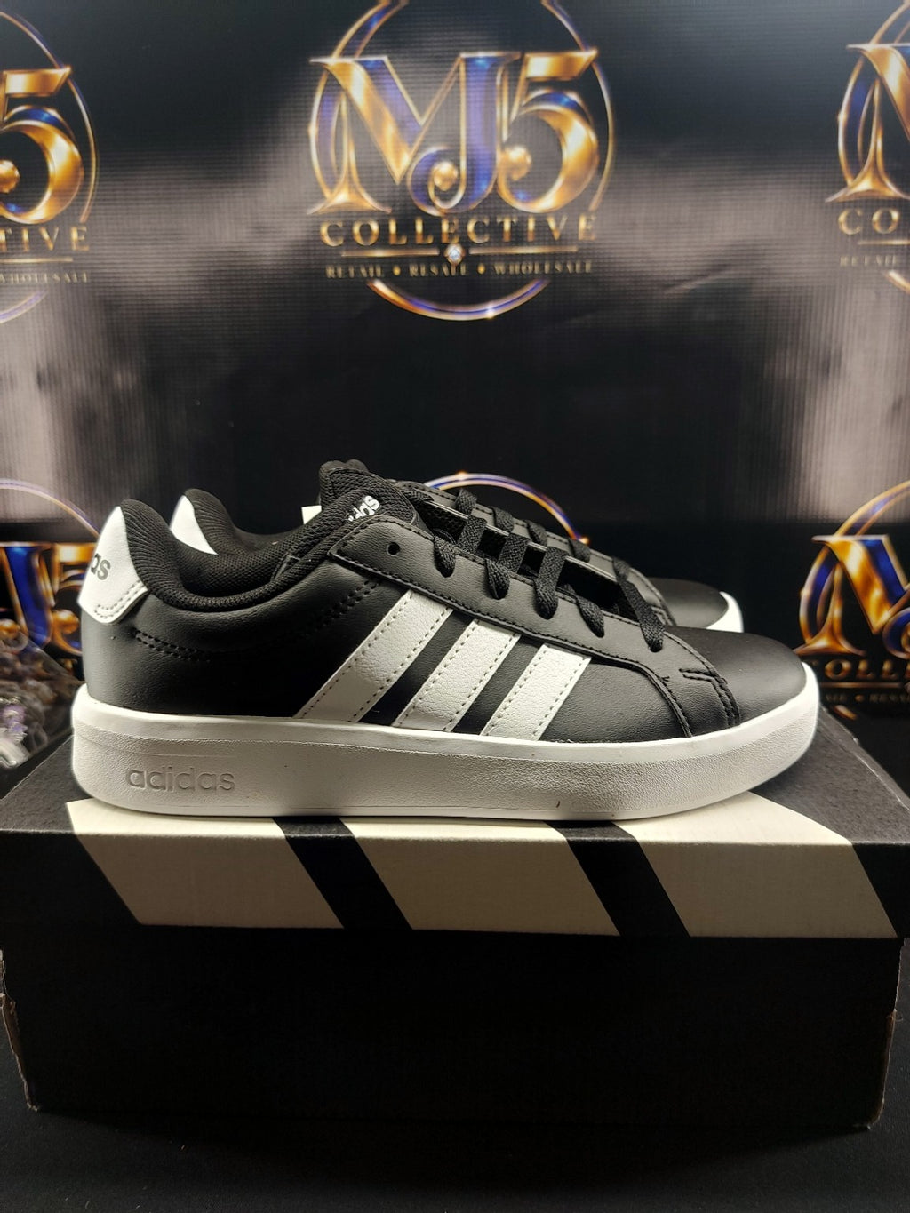 Adidas Grand Court 3.0 J black white size 4.5Y original photo 6