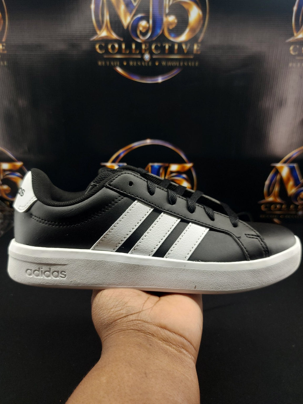 Adidas Grand Court 3.0 J black white size 4.5Y original photo 2