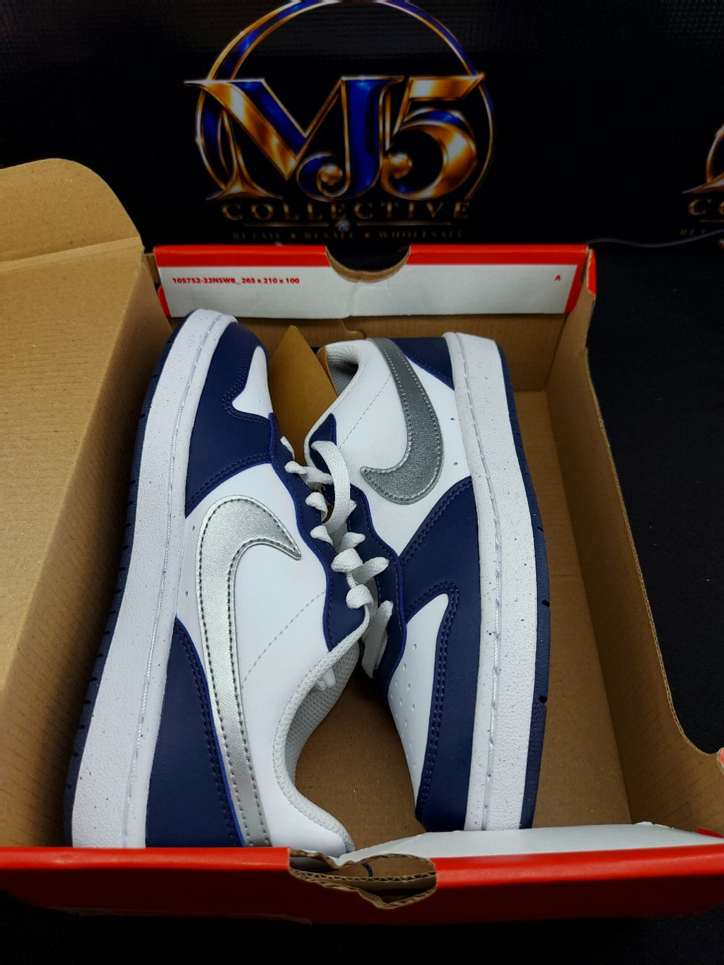 Nike Court Borough Low Recraft (GS) – White/Metallic Silver/Navy – 4.5Y