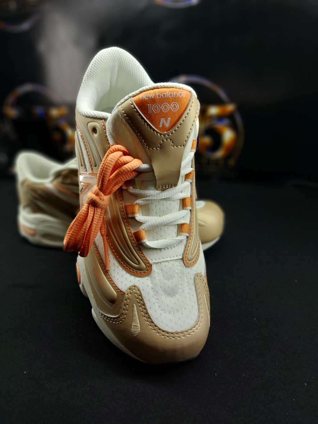 New Balance 1000 Brown Orange kids size 5Y photo 5