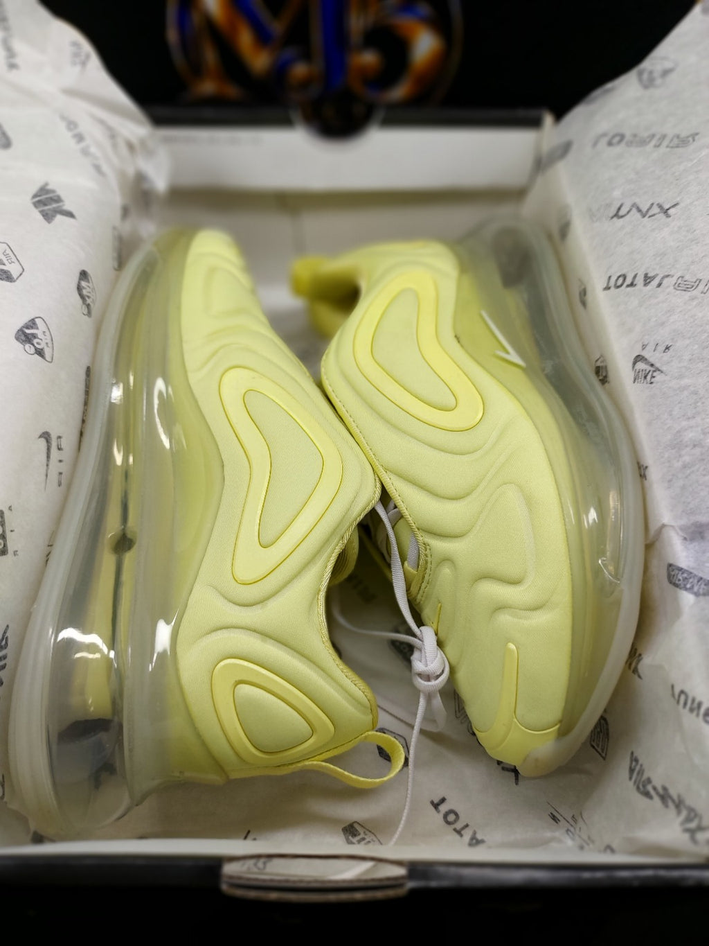 Nike Air Max 720 SE – Luminous Green – Women's Size 6