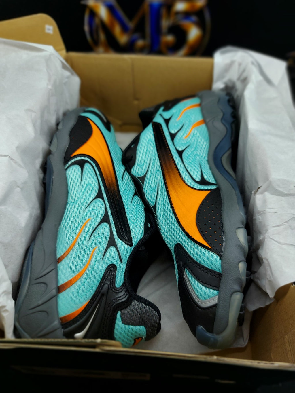 Puma Inhale Jr – Aquatic/Orange Glo – 6.5Y photo 4