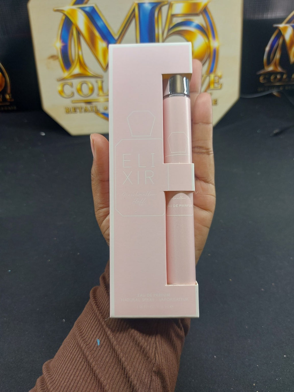 Elixir Marshmallow Blush close-up