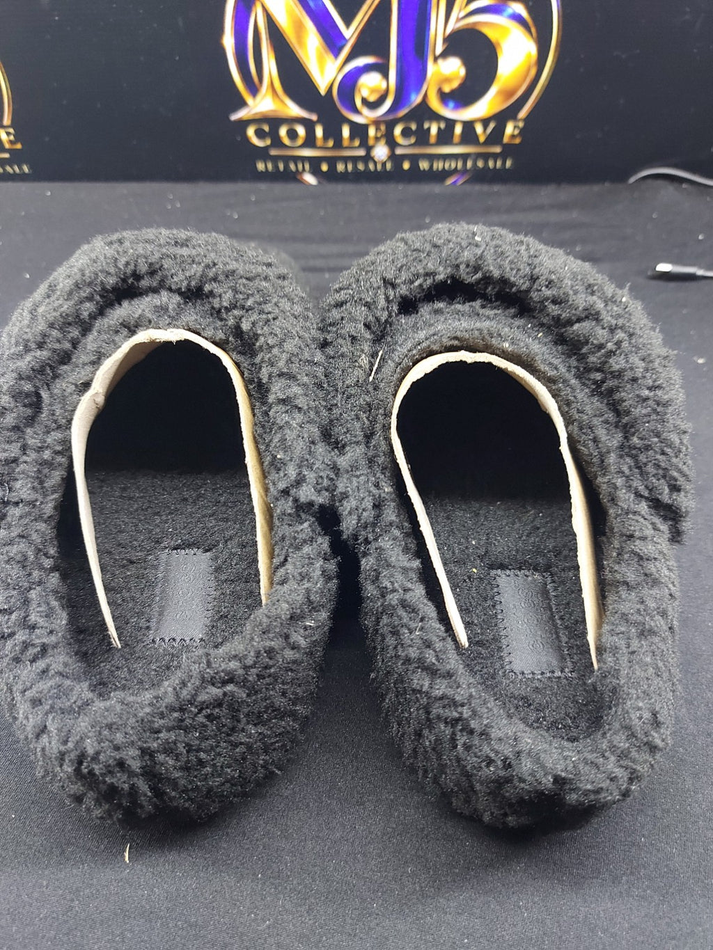 Crocs black faux fur slippers J4 original MJ5 Collective photo