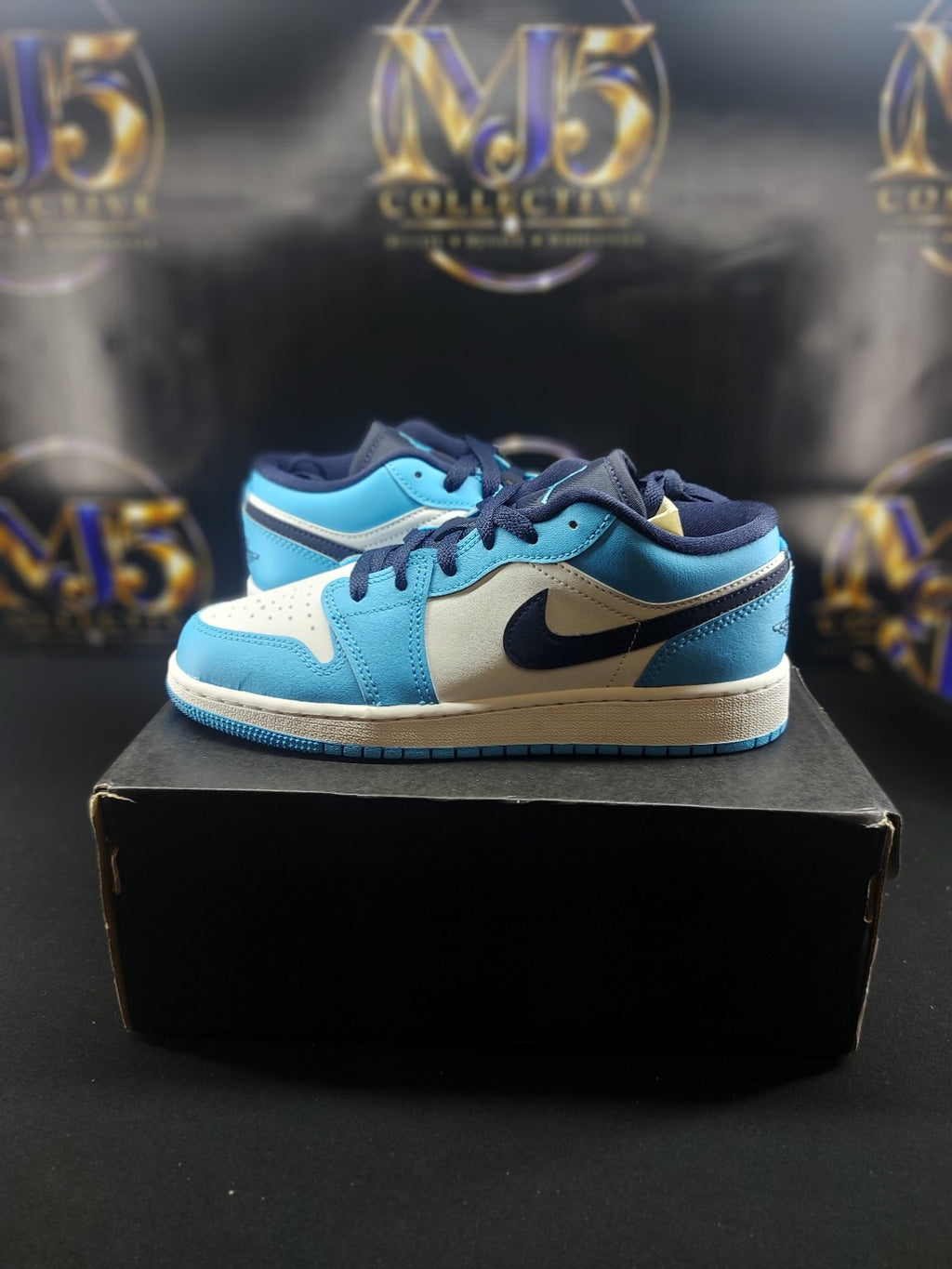 Air Jordan 1 Low GS Powder Blue side view
