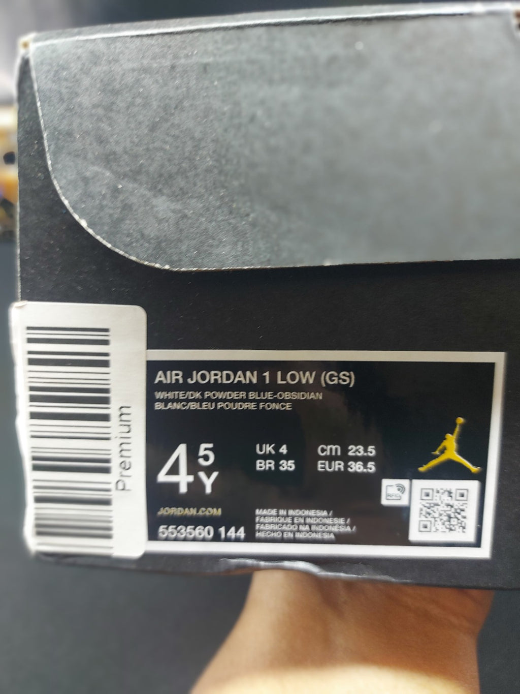 Air Jordan 1 Low GS 553560-144 size 4.5Y box label