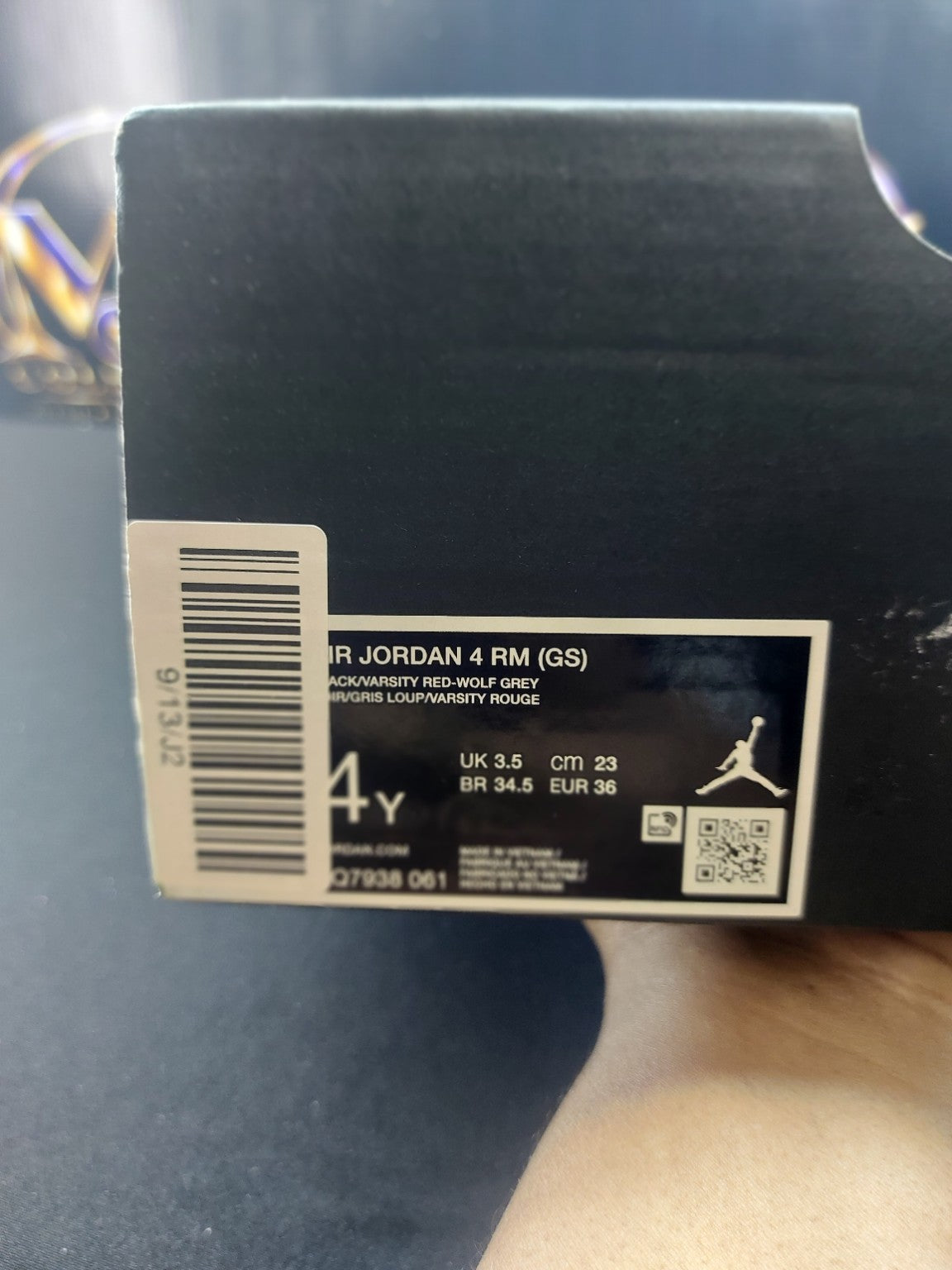 Air Jordan 4 RM GS size 4Y box label