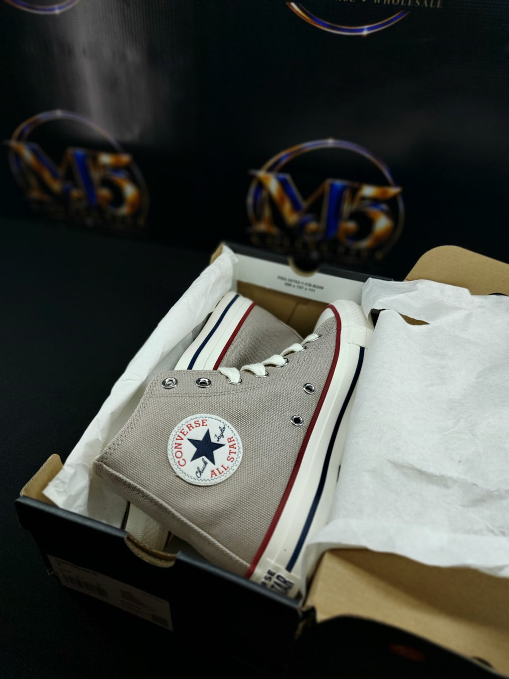 Converse Chuck Taylor All Star High Top A12479F in original box