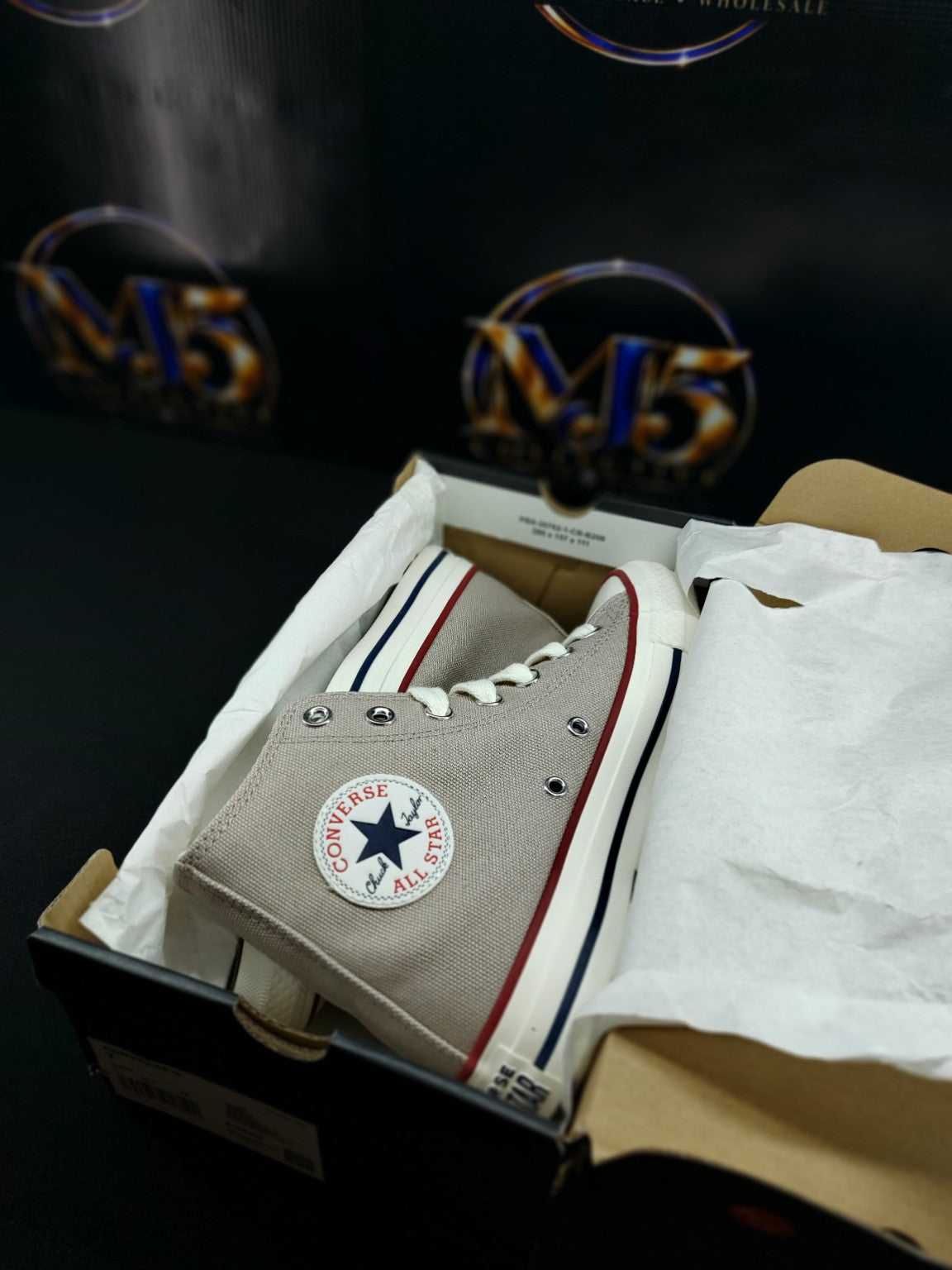 Converse Chuck Taylor All Star High Top A12479F in original box