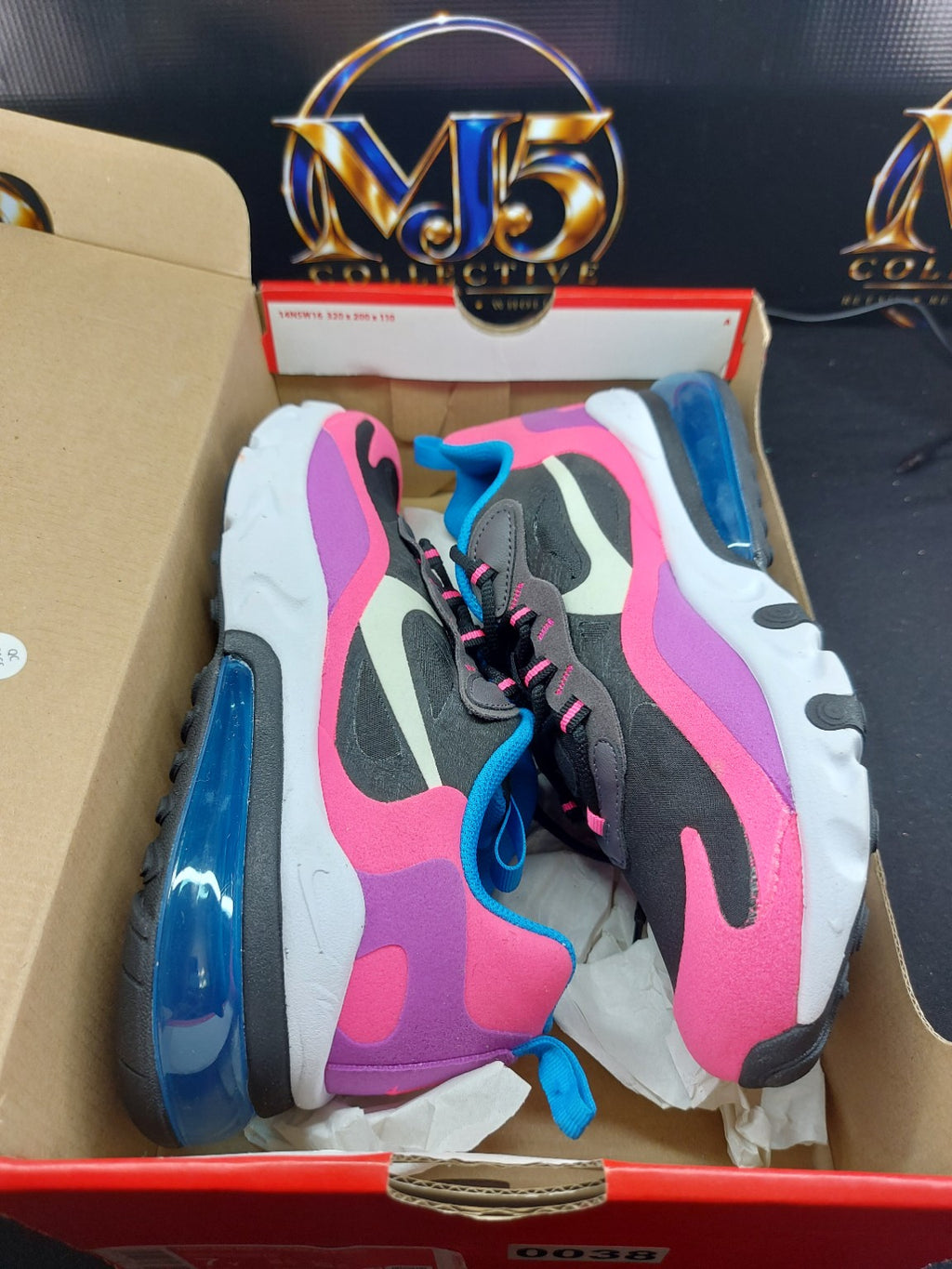 Actual Nike Air Max 270 React GS 7Y photo 4