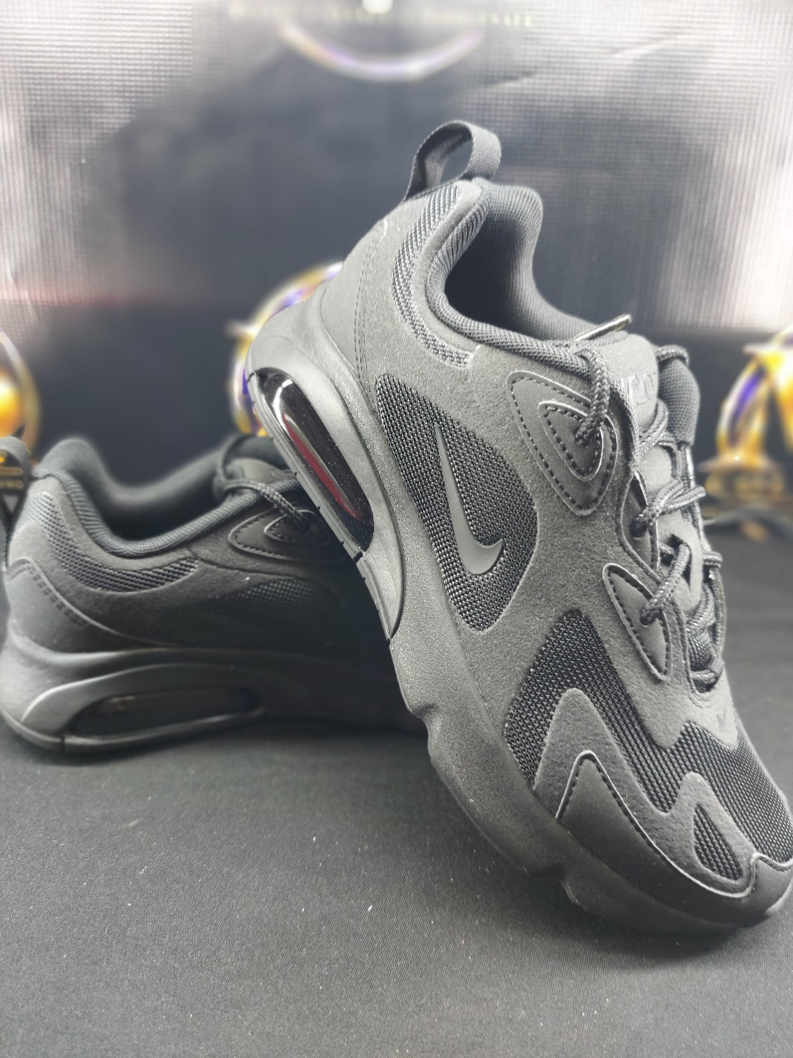 Nike Air Max 200 Triple Black size 6.5 view 3