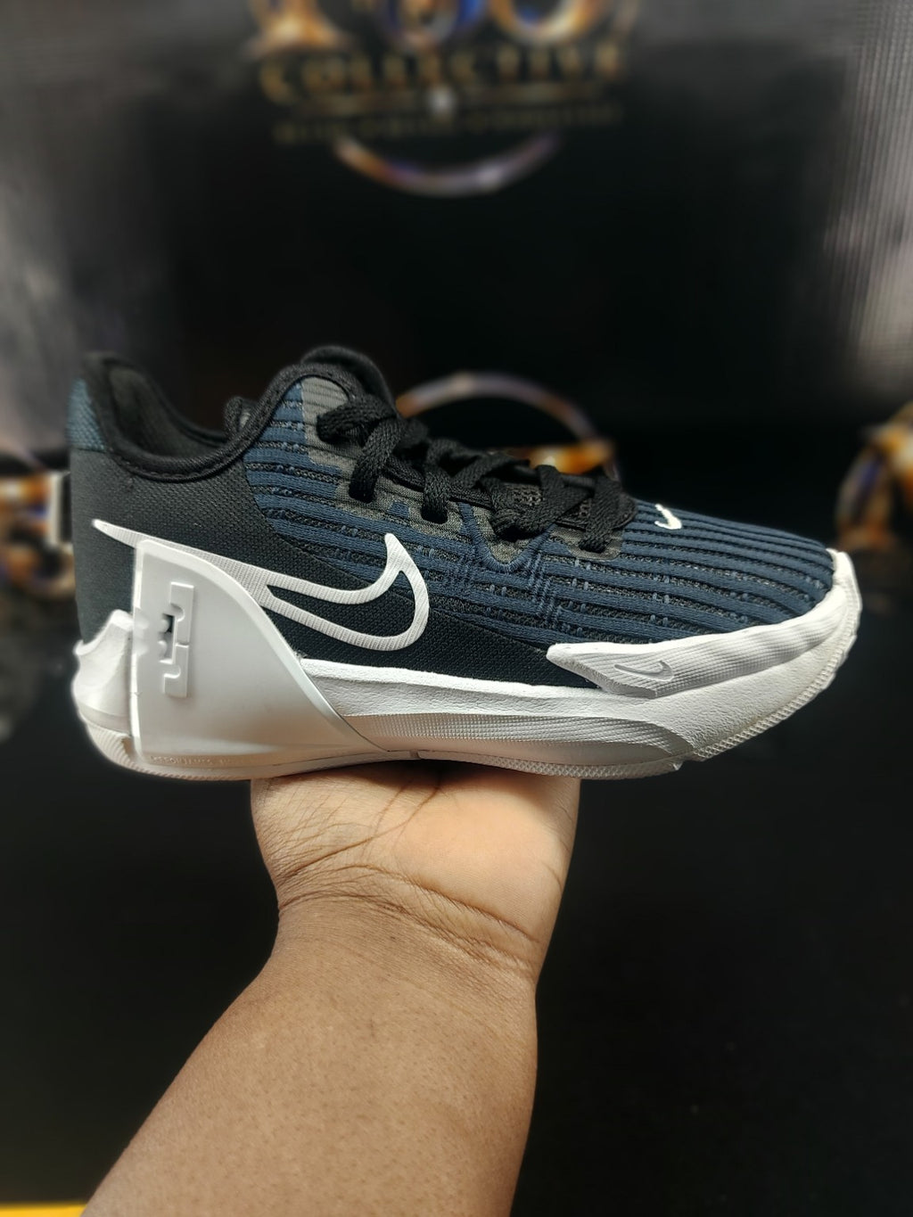 Actual Nike LeBron Witness VI preschool size 12C photo 6