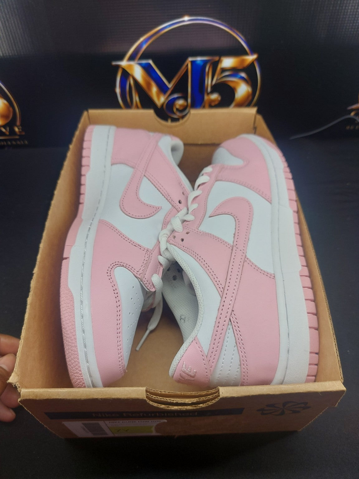Actual Nike Dunk Low GS Medium Soft Pink size 7Y photo 2