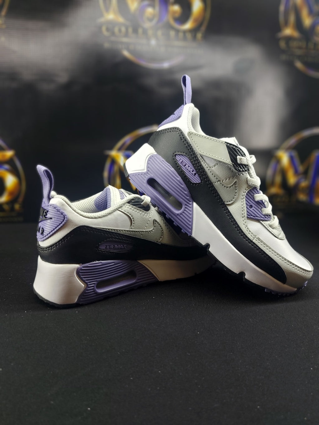 Nike Air Max 90 EasyOn kids shoes angled view