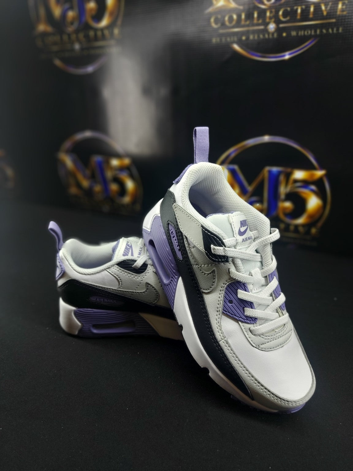 Nike Air Max 90 EasyOn kids shoes front angled view