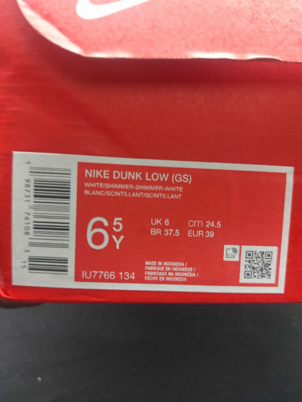Actual Nike Dunk Low GS White Shimmer 6.5Y photo 4