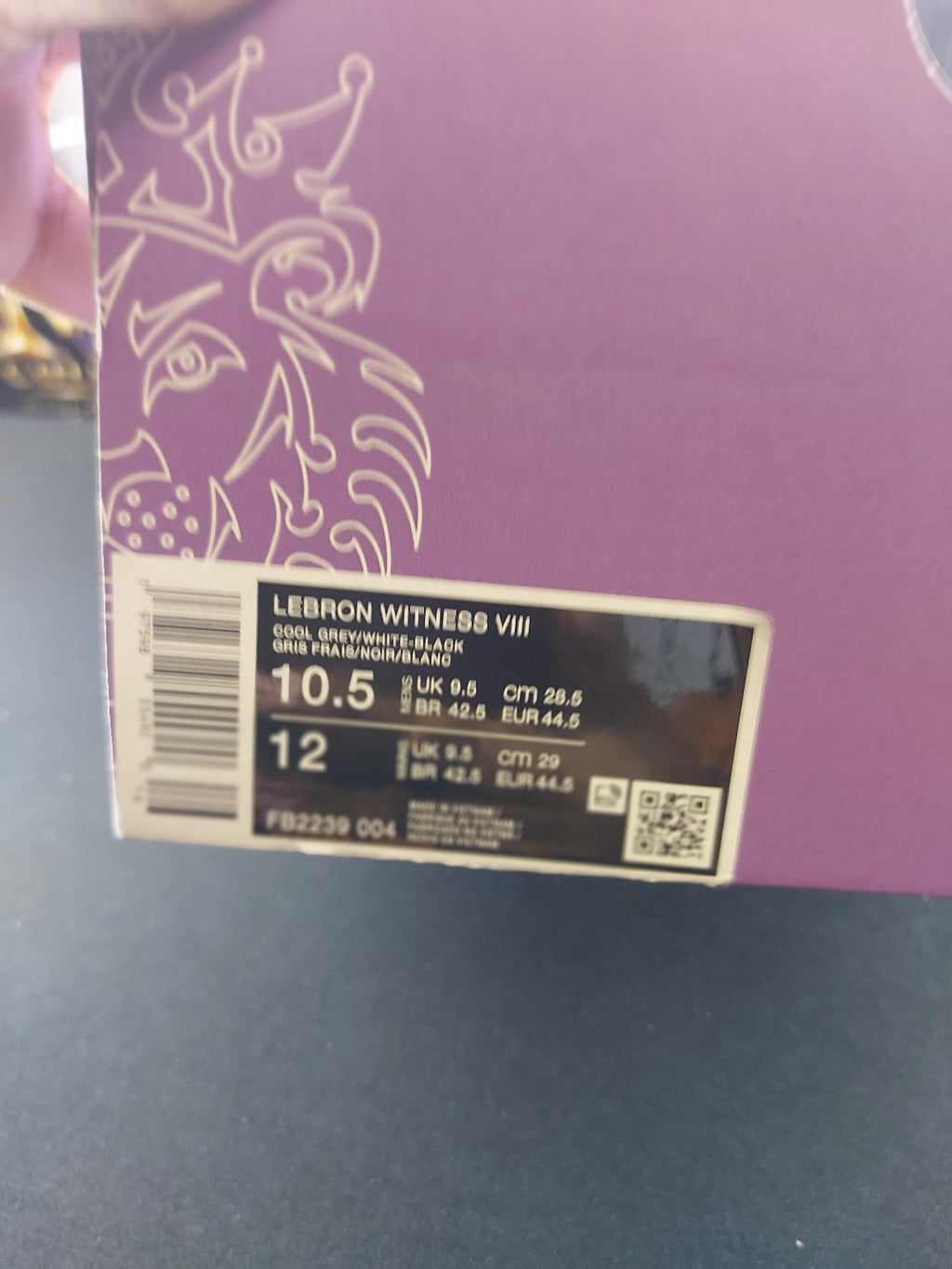 Nike LeBron Witness VIII size 10.5 box label